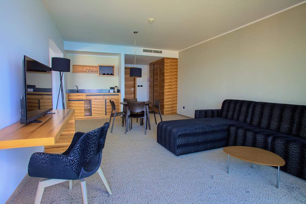 Margaret Hotel 4*
