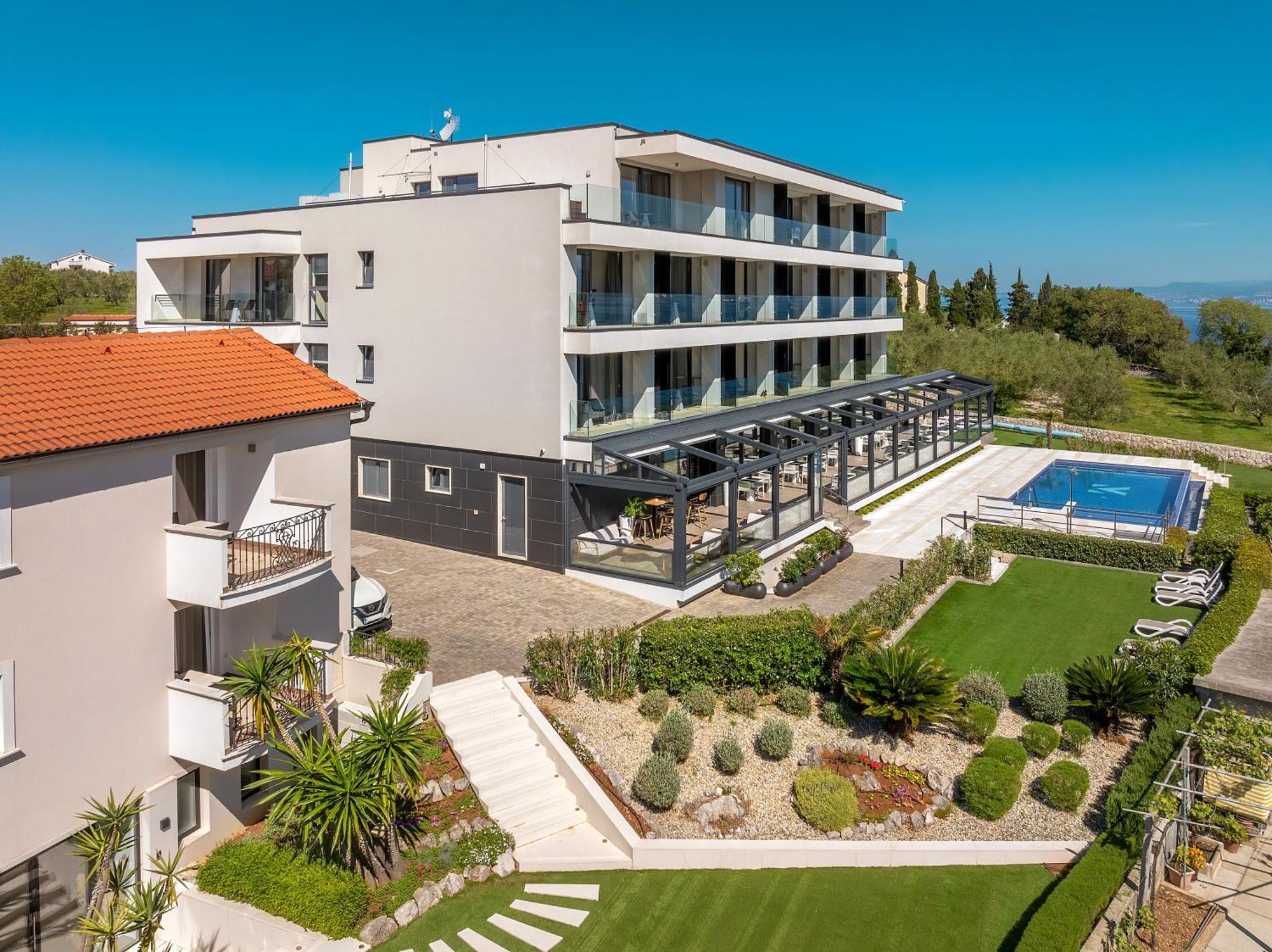 Margaret Hotel 4*