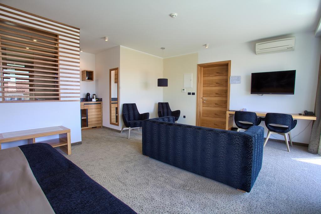 Margaret Hotel 4*